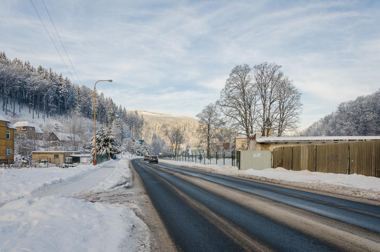 Penzion SPORTINO Svoboda nad Úpou Esterno foto
