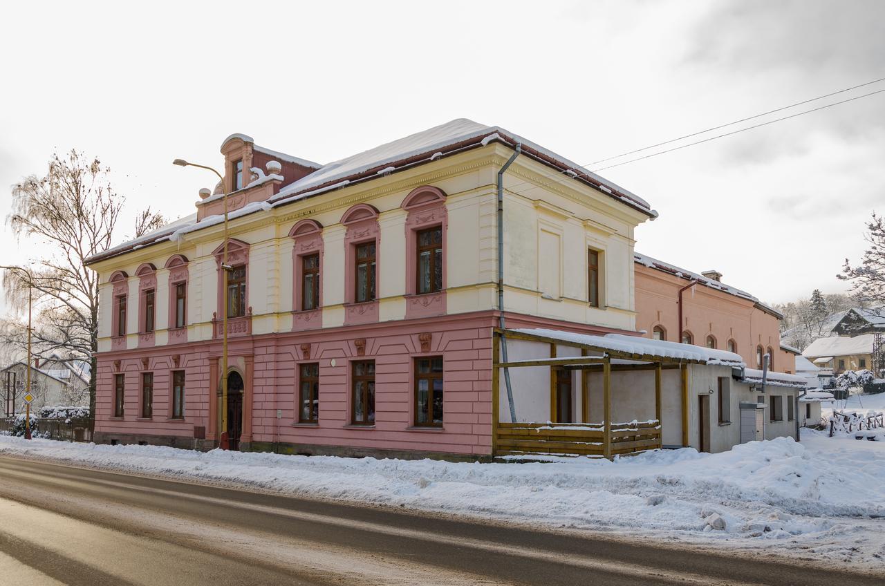 Penzion SPORTINO Svoboda nad Úpou Esterno foto